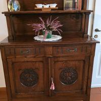 Credenza con alzata in legno massello