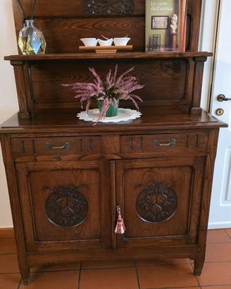 Credenza con alzata in legno massello
