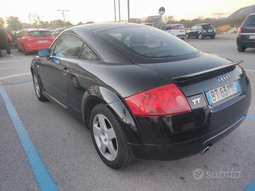 Audi TT mk1 Prima serie