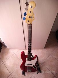 Basso elettrico Fender Jazz Bass
