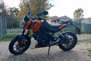Ktm duke 125