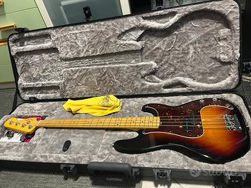 Basso Fender Precision American professional II SB