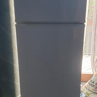 frigorifero con congelatore 