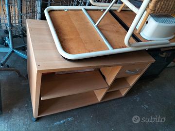 Mobiletto da Soggiorno o Camera da Letto con Ruote