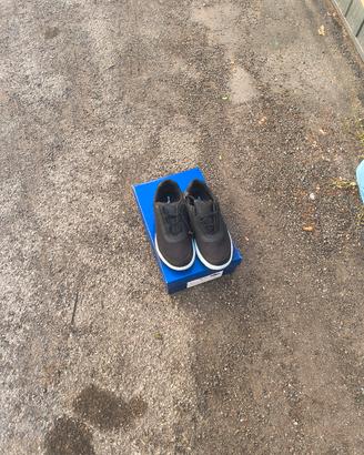 scarpe da ginnastica 