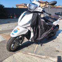 Piaggio Beverly 300 HPE (2023)