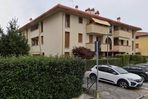 Immobile in asta di 100 m² con 4 locali e box auto