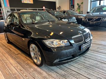 BMW 320 BERLINA FUTURA/LIBRETTO SERVICE