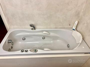 Vasca idromassaggio