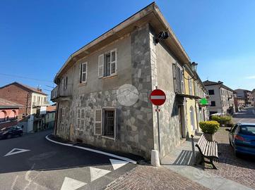 CASA SEMINDIPENDENTE A CASTELL'ALFERO