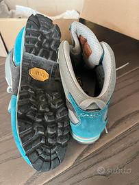 Scarpa trekking marca aku taglia 38