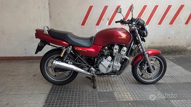 Honda Cb Seven fifty 750 rc42