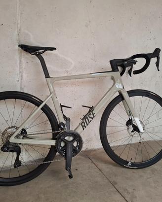Bici da corsa Rose XLITE 04 Ultegra Di2