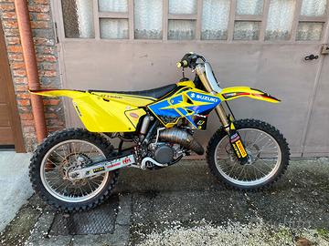 Suzuki rm 125