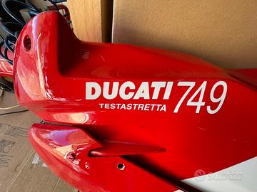 Carena Ducati 749 con cupolino