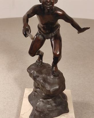 Scultura in bronzo " Il pescatore "