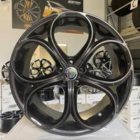 Cerchi Alfa Romeo raggio 18 NUOVI cod.3492