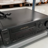videoregistratore e amplificatore Sony SLV-AV100