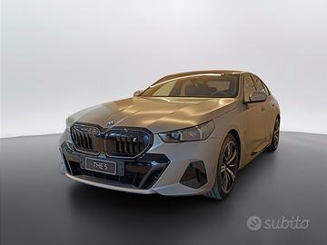 BMW BMW i5 xDrive40 Berlina N20652