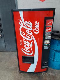 distributore coca cola