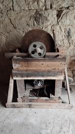 vecchia grossa mola in casso