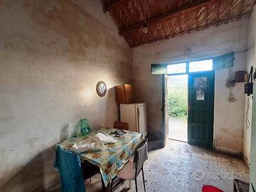 MARINA DI MARZA Villetta con 2000 mq. di terreno