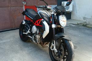 Mv Augusta Brutale 800