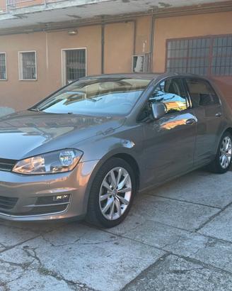 Volkswagen Golf 1.6 TDI 110 CV 5p. Highline BlueMo