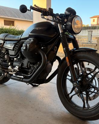 Moto Guzzi V7 Stone III