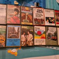 Lotto di musicassette anni 70 di musica liscio