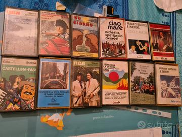 Lotto di musicassette anni 70 di musica liscio