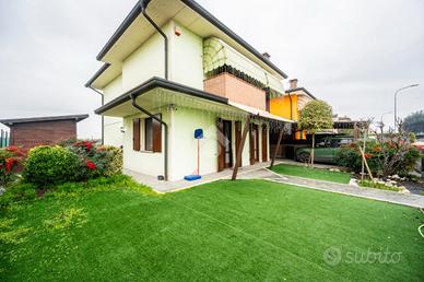 PORZIONE DI BIFAMILIARE A MOTTEGGIANA