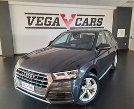 AUDI Q5 40TDI 204 CV quattro S tron. Bus. Sport