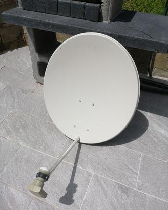 Parabola tv satellite 1 occhio