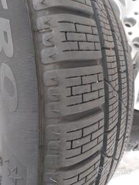 Set cerchi e gomme pirelli  Sport sotto Zero.