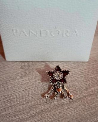 charm demogorgone netflix pandora originale