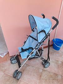 Passeggino da viaggio, seggiolino e supporto bagne
