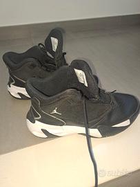 scarpe  Jordan  nere