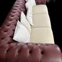 Due Divani Chesterfield Pelle Bordeaux (3+2 Posti)