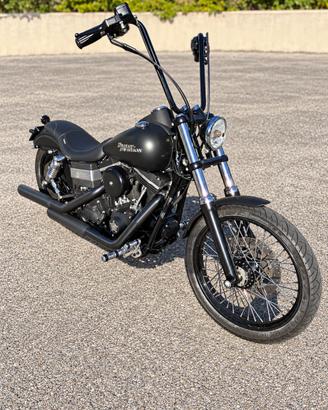Harley Davidson Dyna valuto permuta con auto