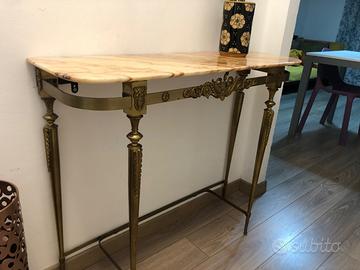 Tavolo ingresso con pietra in onice