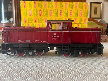 trenini in scala G: locomotiva diesel BR 251