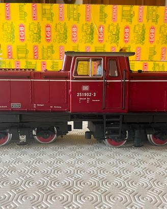 trenini in scala G: locomotiva diesel BR 251