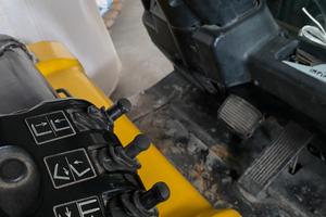 Caterpillar carrello elevatore 25 q.li elettrico