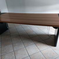 Tavolo per sala riunioni, salotto, taverna