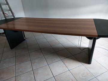 Tavolo per sala riunioni, salotto, taverna