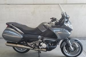 Honda Deauville 700 nt