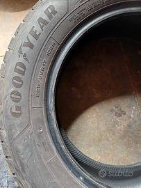 Gomme invernali Goodyear 225/65/17