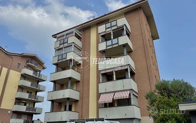 Bilivello panoramico del 2016 con terrazzo e box a