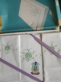 Lenzuolo vintage in lino con ricami 